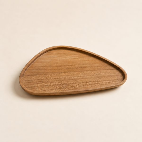 MOC-HO-CAT-S MOCCALO small wooden catch-all tray with a rounded triangular shape on a cream background